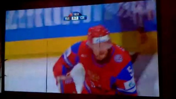 EPSON EB-X8 Multimedia Projector (2)