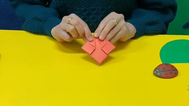 Делаем «Божьи коровки» в разных техниках. Воспитатель Можарина Н.Ф. смотреть онлайн