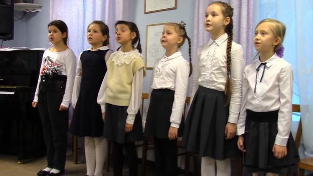 Е. Зарицкая сл. В. Суслова "Солнечная песенка". Хор 2 класса "Щеглята". смотреть онлайн