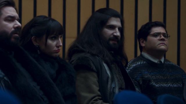 Nandor unleashes his Hellhound Dough Peters-son - What we do in the Shadows - S01E02 смотреть онлайн