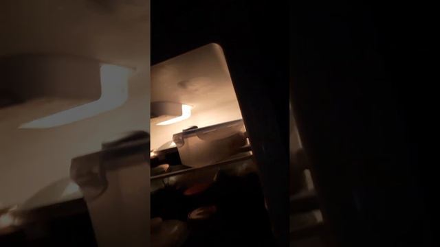 Ешьте, не нужно себе ни в чем отказывать. один раз живём. смотреть онлайн