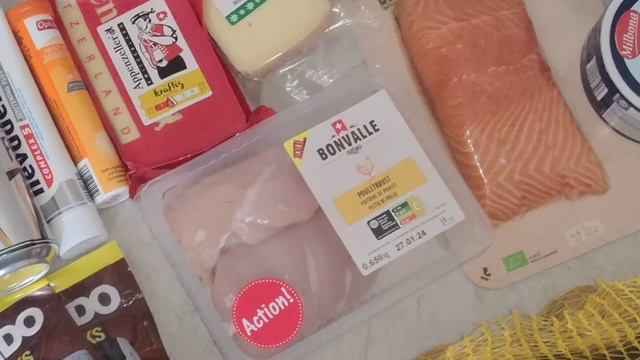 Выходной день. Закупка продуктов. Разбираю старые не нужные вещи для дома.Айхерб.Погода в Швейцарии смотреть онлайн