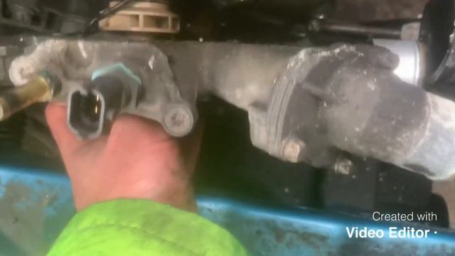 Vauxhall Opel Corsa C - Water Pump Remove and Replace How To смотреть онлайн