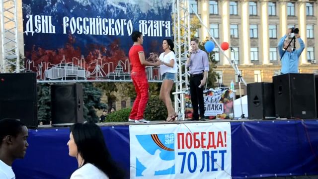 Мастер-класс по бачате. 22.08.15. День российского флага смотреть онлайн