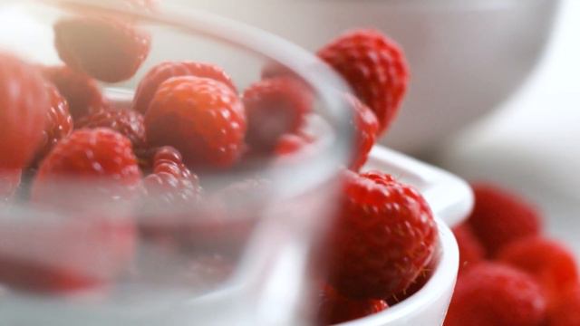 Малиновое ассорти! -70% на сладкую малину смотреть онлайн