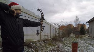 Пробивная способность блочного лука. Дистанция 43 метра.