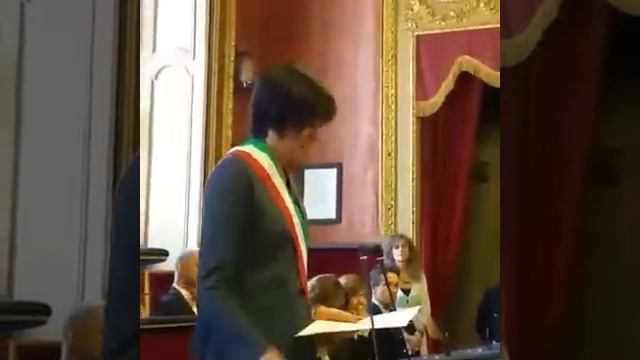 La profezia si è avverata. Oggi Chiara Appendino SINDACO DI TORINO смотреть онлайн