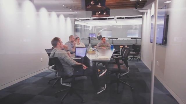 Пора валить? Страшная правда про релокейт смотреть онлайн