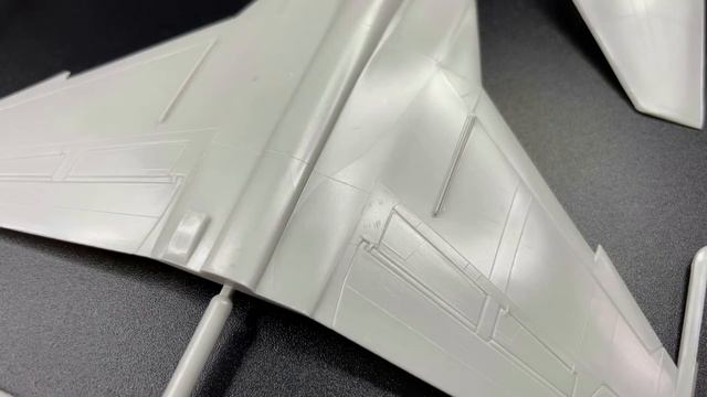 HASEGAWA 1/72 MITSUBISHI T-2 AGGRESSOR UNBOXING REVIEW смотреть онлайн