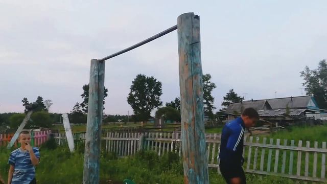 ЕГЕРЬ С РУССКИХ НА ТУРНИКЕ / ОБУЧАЛКА смотреть онлайн