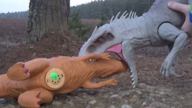 ИНДОМИНУС РЕКС против других динозавров!Динозавр Mattel Индоминус Рекс со звуком. смотреть онлайн