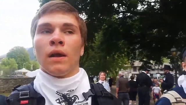 Междунородный парад трубочистов в Италии смотреть онлайн