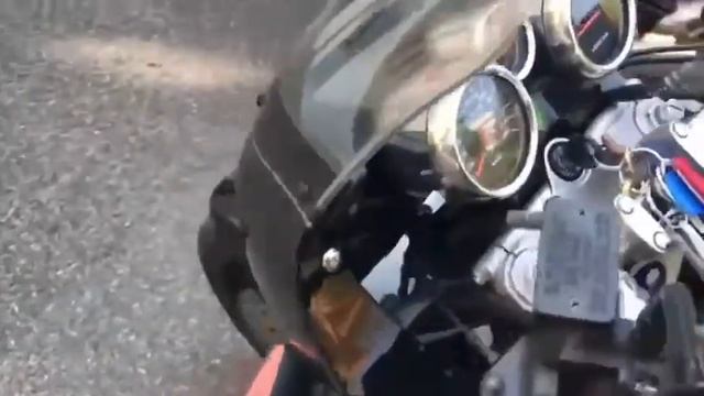 1989 Suzuki GSX-R 1100 & 1998 Suzuki Bandit 1200 смотреть онлайн