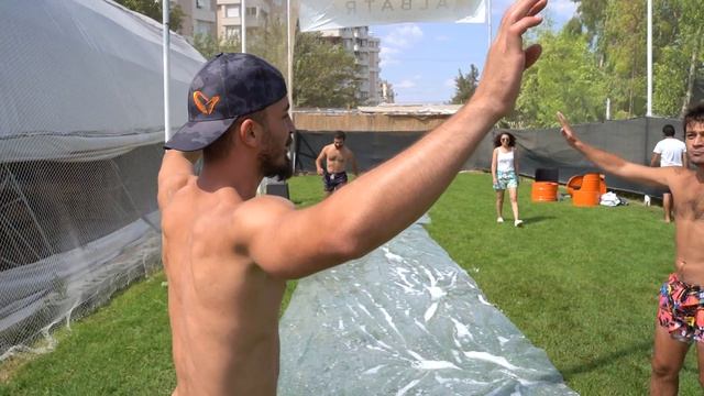 EN UZAĞA KAYMA YARIŞMASI!!