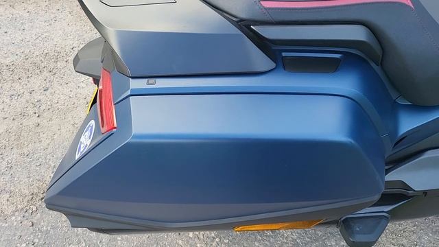 Honda Goldwing Bagger 3000 mile update смотреть онлайн