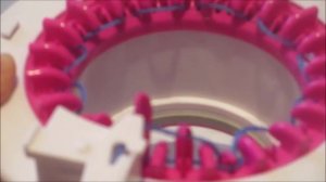 Как начать первый ряд вязания? Мастер-класс. Детская вязальная машинка.