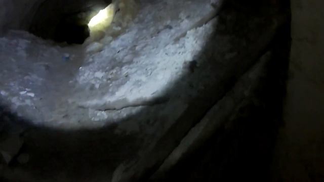 Залез в УРАНОВУЮ шахту! Счётчик Гейгера зашкаливает! смотреть онлайн