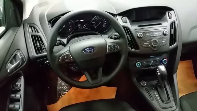 2016 Ford Focus 4 Door Car смотреть онлайн