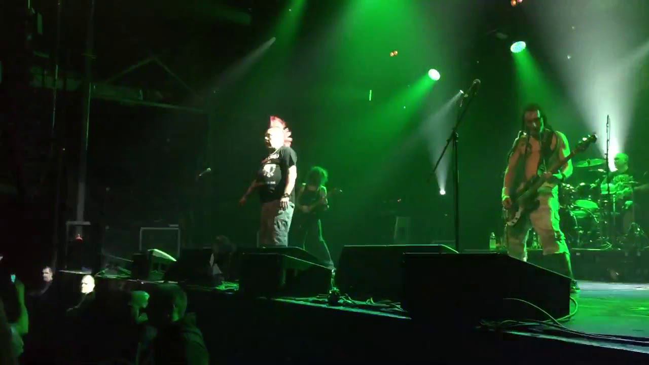 The Exploited - Fuck the System смотреть онлайн