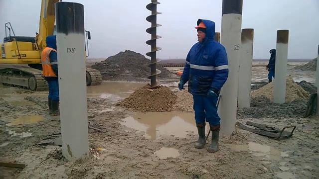 Стройка. Забивка свай. Вечномерзлые грунты. Бурение смотреть онлайн