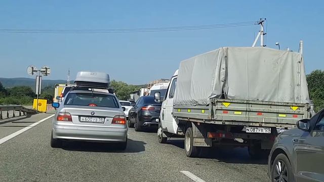 ШОК! ПОЕЗДКА НА МОРЕ НЕ ПРОХОДИТ БЕЗ ПРОБОК! АВГУСТ 2021 смотреть онлайн