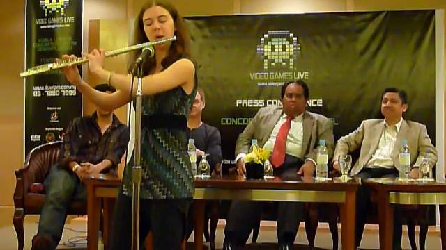 Laura 'Flute Link' Intravia at Video Games Live Malaysia Press Conference смотреть онлайн