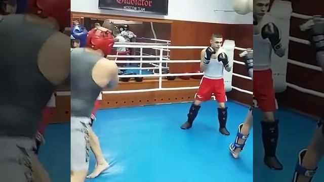Кикбоксинг: свободный бой смотреть онлайн