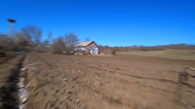 Посадка КАРТОФЕЛЯ НОВЫМ МЕТОДОМ. Вручную, под лопату, рядами. + Зола и Перегной смотреть онлайн