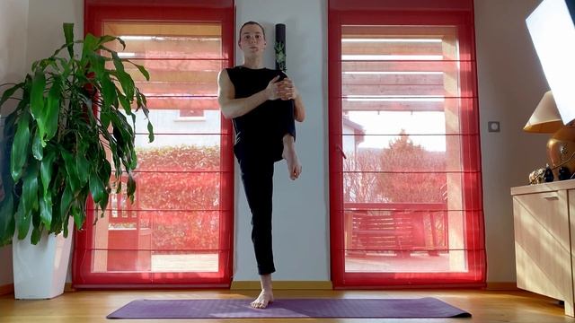 Пробная практика по йоге в стиле FYSM