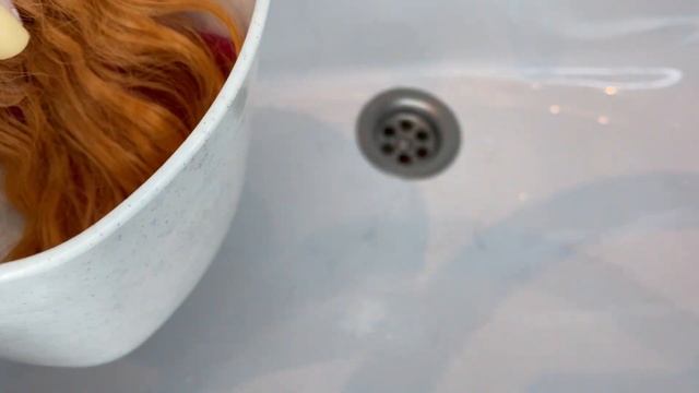 Как убрать клей с волос куклы?/ с aren смотреть онлайн