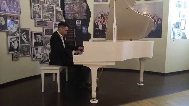 Алим Сейтмамутов - С.Прокофьев «Наваждение» смотреть онлайн