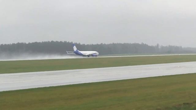 Национальный аэропорт Минск-2 смотреть онлайн