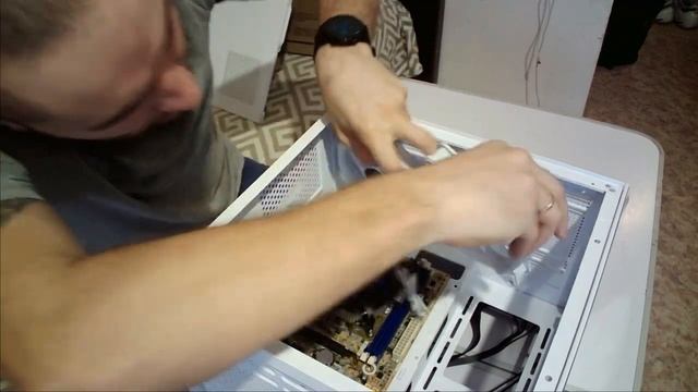 Ginzzu V400. Аквариум за 3000 руб. смотреть онлайн