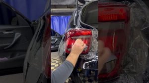 Как клеить пленку на фонари и фары? Оклейка антигравийной тонирующей пленкой фонарей на  BMW