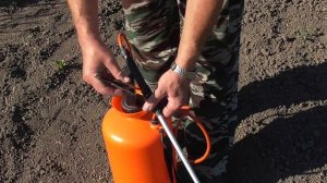 Опрыскиватель ЖУК 6/12. Брандспойт не держит давление