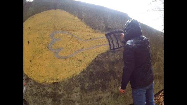 Рисую женский рот и лампу. Граффити. Стрит-арт. смотреть онлайн