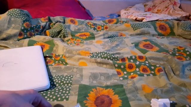 MacBook2010 в 2021 смотреть онлайн