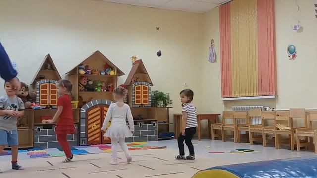 Крылышки и хвостики. Детские танцы. смотреть онлайн