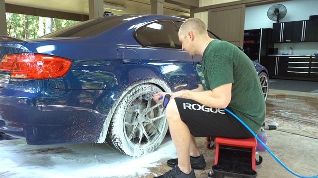 Obsessed Garage Wheel & Tire Cleaning Procedure смотреть онлайн