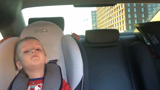 Ребенка заморили голодом ПРИКОЛ/ смешное видео смотреть онлайн