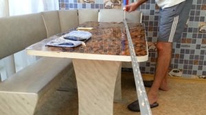 Как приклеить пластиковые уголки на внешних углах стен