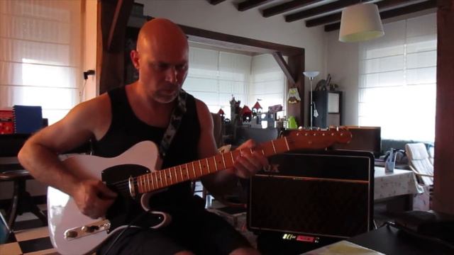 Squier Classic Vibe Telecaster 50's Blues with Vox AC10C1 смотреть онлайн