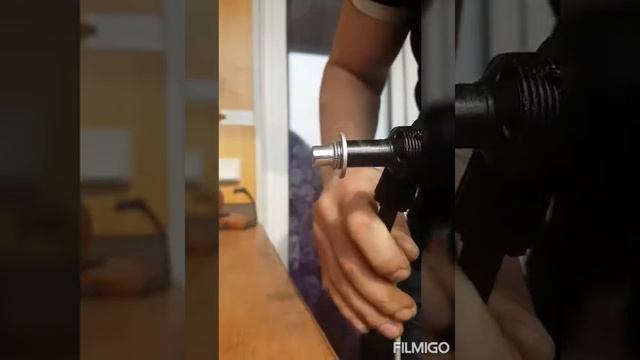 Самодельный клёпальник для резьбовых заклепок смотреть онлайн