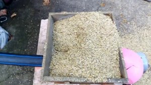 без осевой гибкий шнек в работе