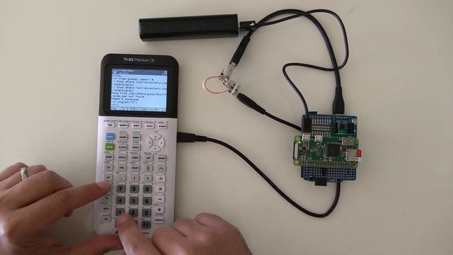 TI-83 & Raspberry Pi interaction using the Python application of the calculator смотреть онлайн