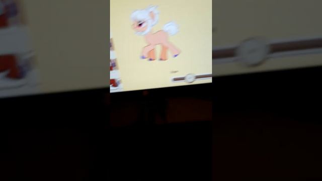 Немного тихо говорю......НЕМНОГО ПОНИЧЕЙ смотреть онлайн