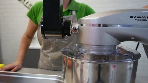 Как выбрать хороший и недорогой планетарный миксер / Планетарный миксер RAWMID Modern RMM-02 Обзор