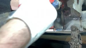 Переварка порога на убитом БМВ. How to repair rust on your car BMW..mp4