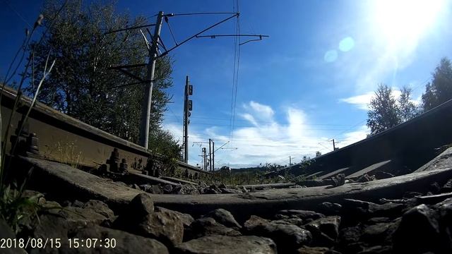 Камера под электровозом 3ЭС5К-886 с грузовым поездом part 1 смотреть онлайн