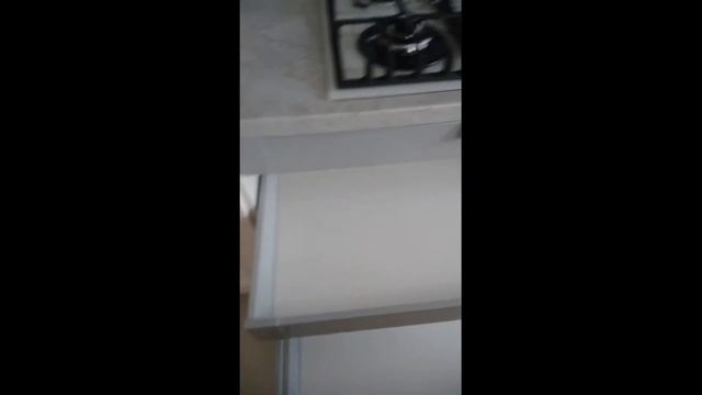 Кухня в эмали "Неоклассика" с эксклюзивным фасадом из дуба. смотреть онлайн